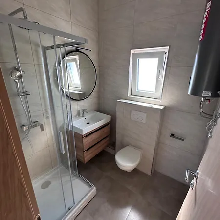 Asa With Private Jacuzzi Vir