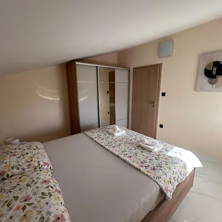 Apartmán Asa With Private Jacuzzi Vir