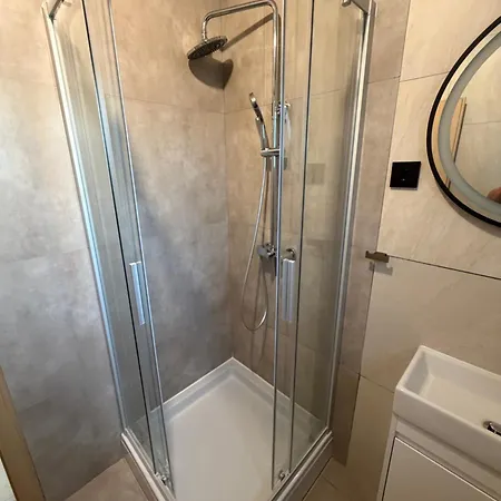 Apartmán Asa With Private Jacuzzi