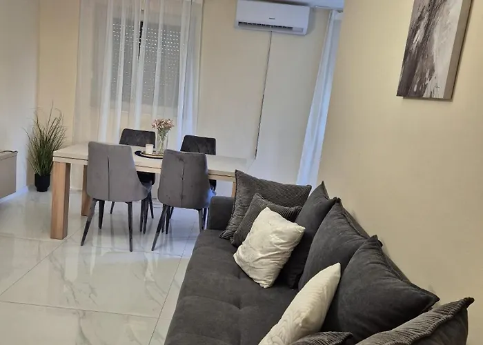 Asa With Private Jacuzzi Appartement *