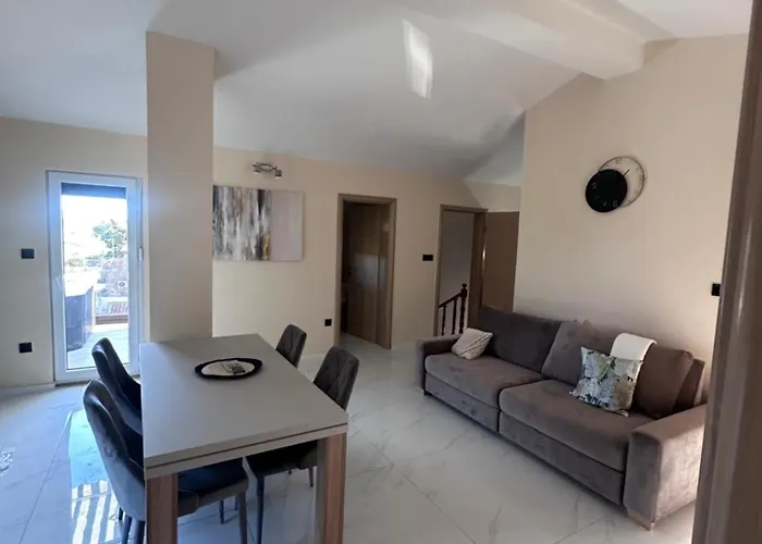 Villa Asa With Private Jacuzzi *