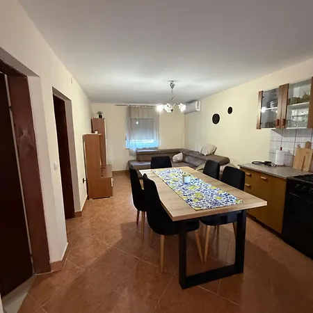 Asa With Private Jacuzzi Apartman
