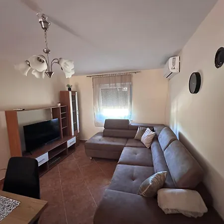 Asa With Private Jacuzzi Apartment *