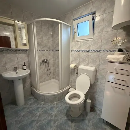 Asa With Private Jacuzzi Apartment *