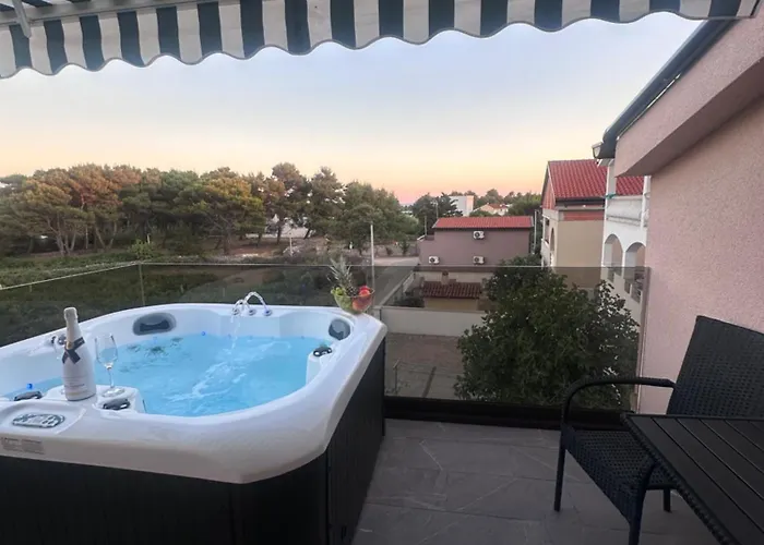Asa With Private Jacuzzi Appartement